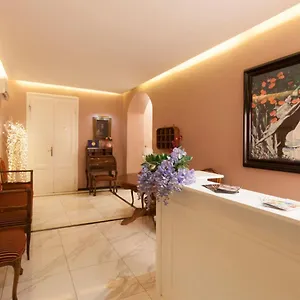 2* Hotell Joli