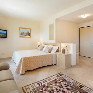 https://residence-regina-elena.in-sardinia.net