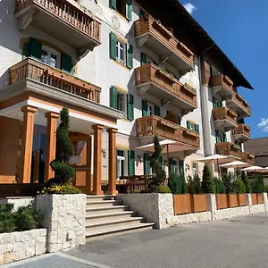 https://hotel-serena-cortina-dampezzo.hotelinveneto.com