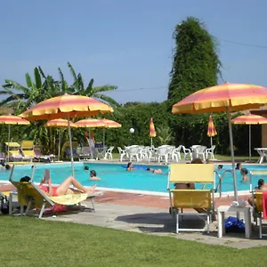 https://villaggio-artemide.sicilyhotelsitaly.net