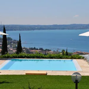 https://hotel-valbella.hotelinveneto.com
